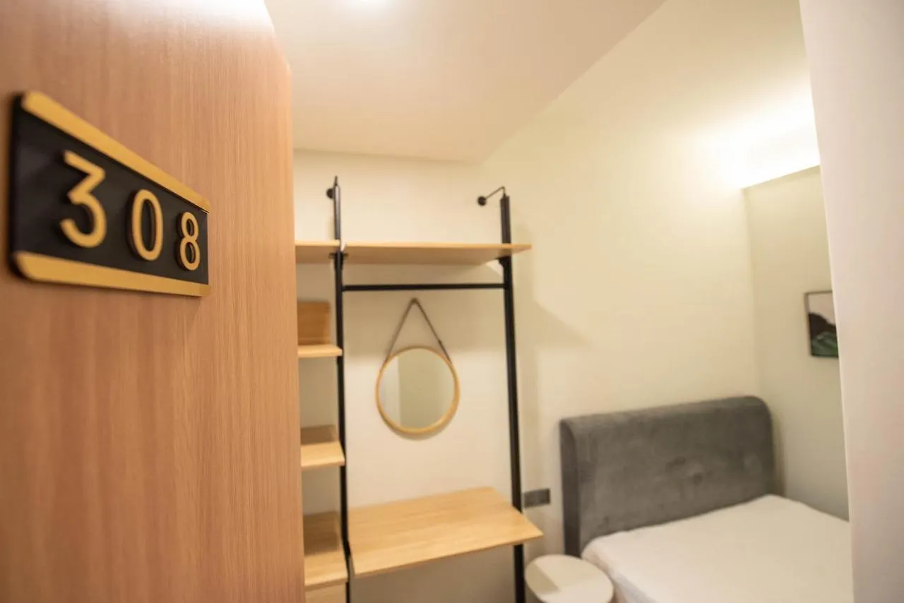 Deluma-Lebuh Acheh Apartment George Town 0*,